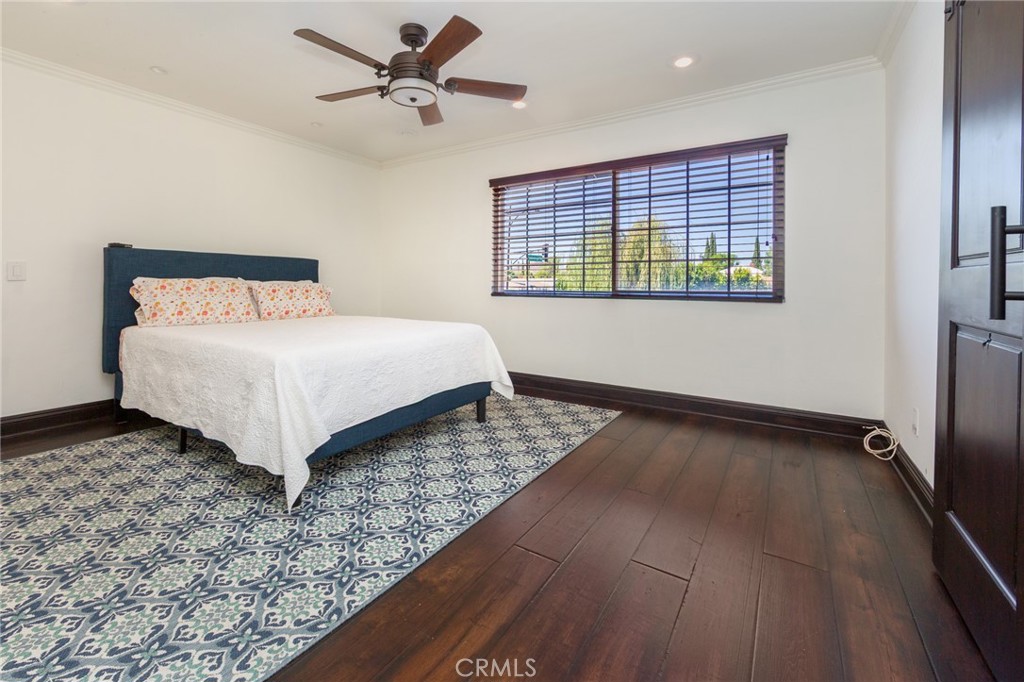 1305 Sheffield Place