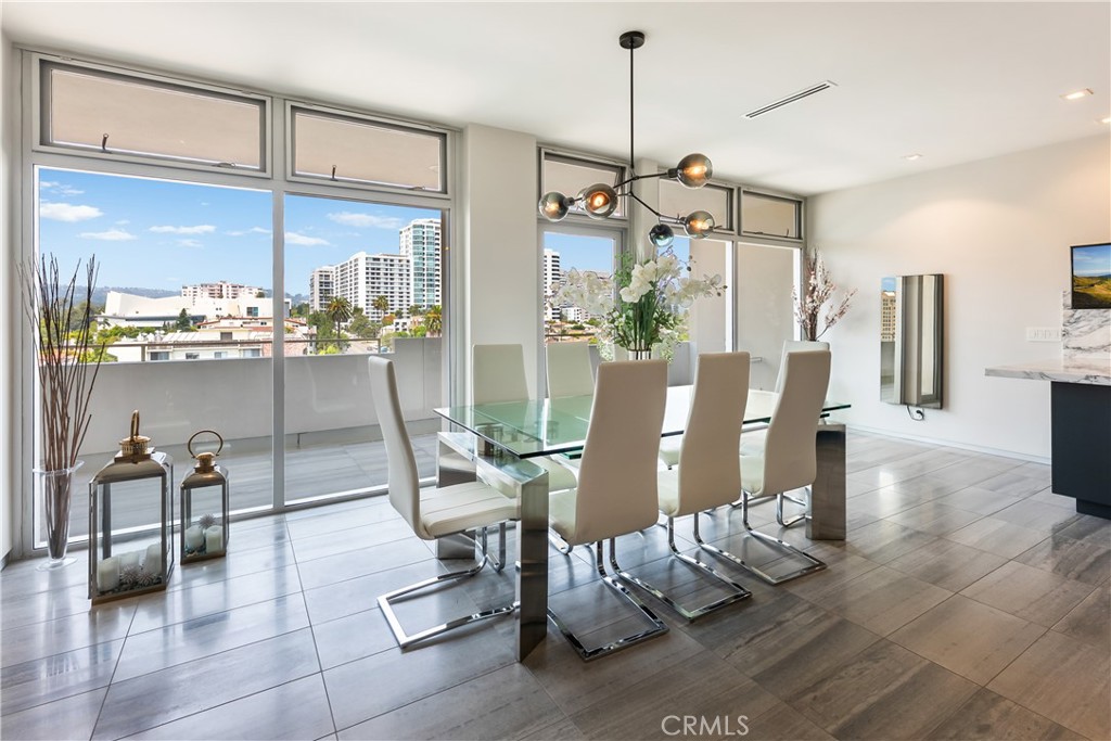 1333 S Beverly Glen Boulevard 901