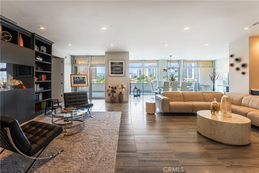 1333 S Beverly Glen Boulevard 901