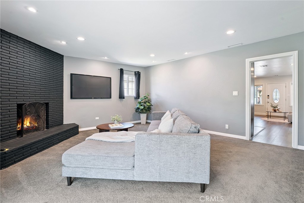 6451 Riverton Avenue