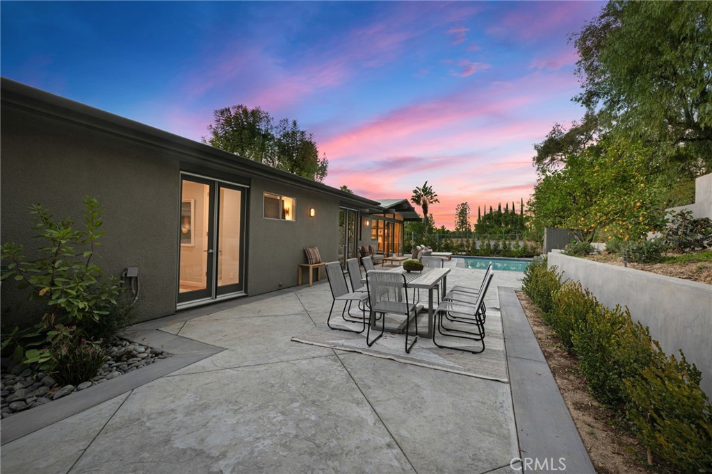 4750 Poe Avenue