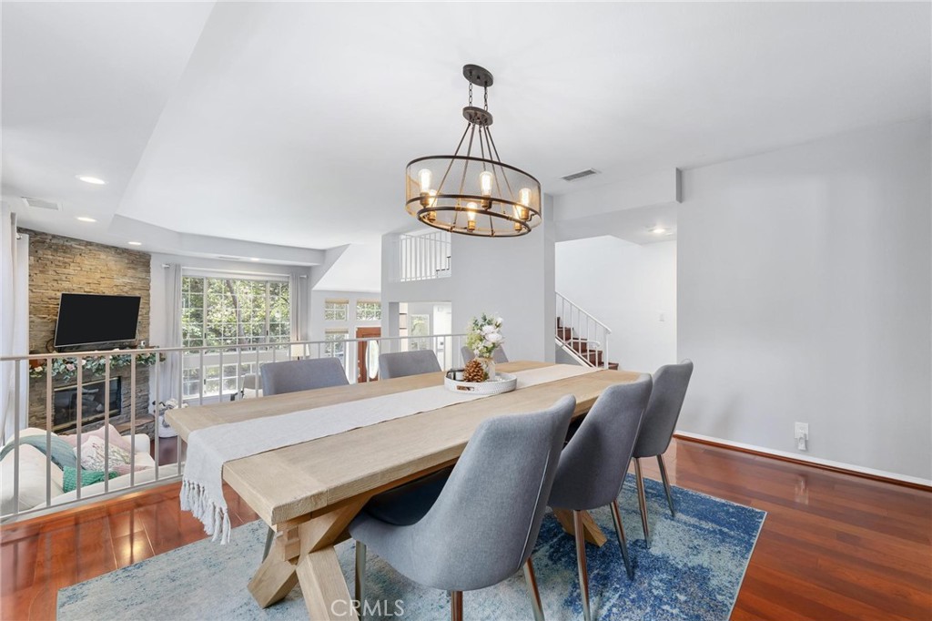 23163 Mulholland Drive