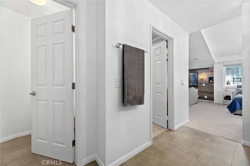 23163 Mulholland Drive