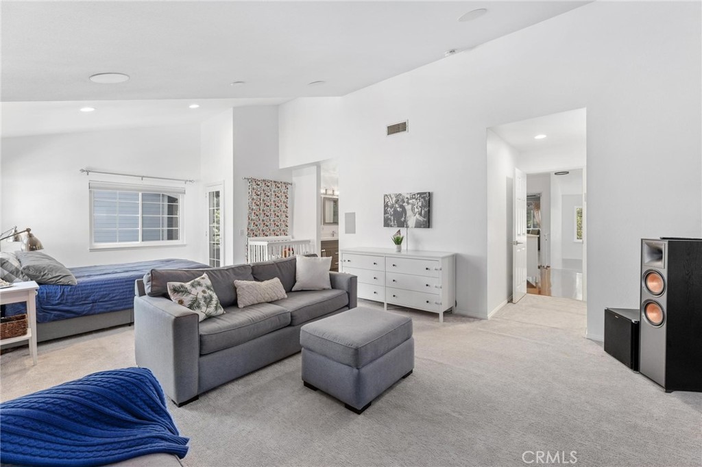 23163 Mulholland Drive