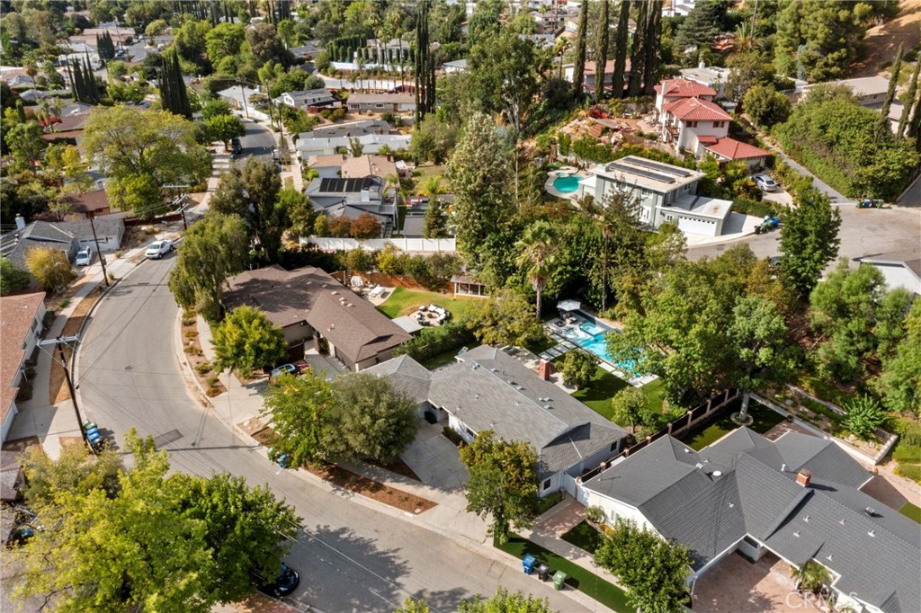 4410 Canoga Drive