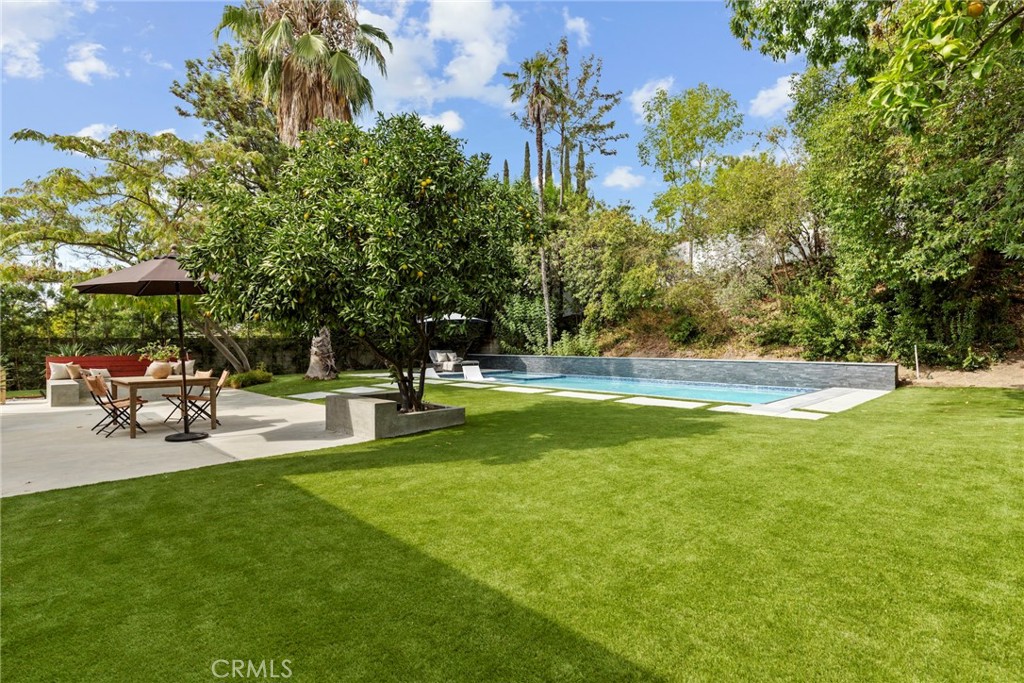 4410 Canoga Drive