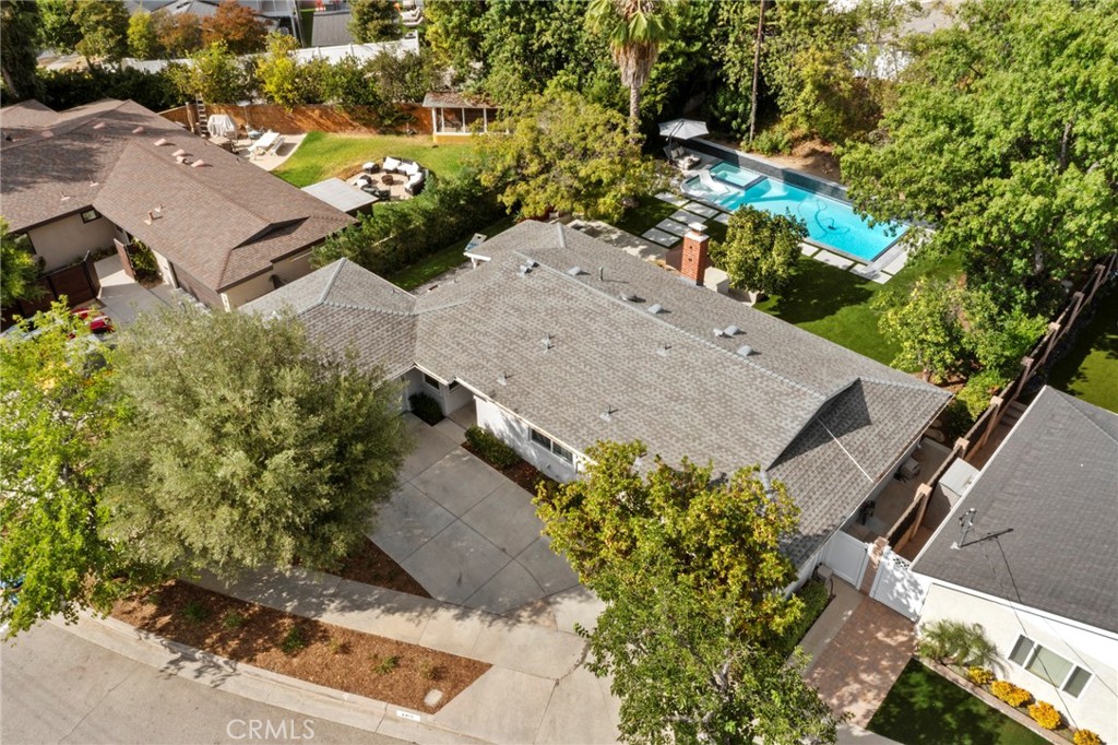 4410 Canoga Drive