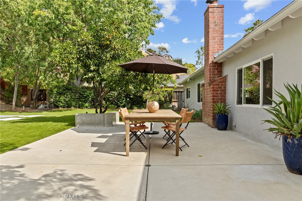4410 Canoga Drive