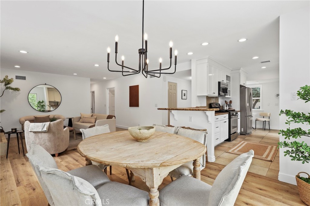 4410 Canoga Drive