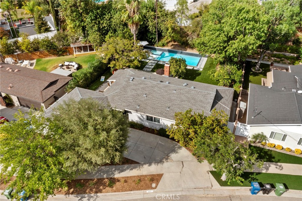 4410 Canoga Drive