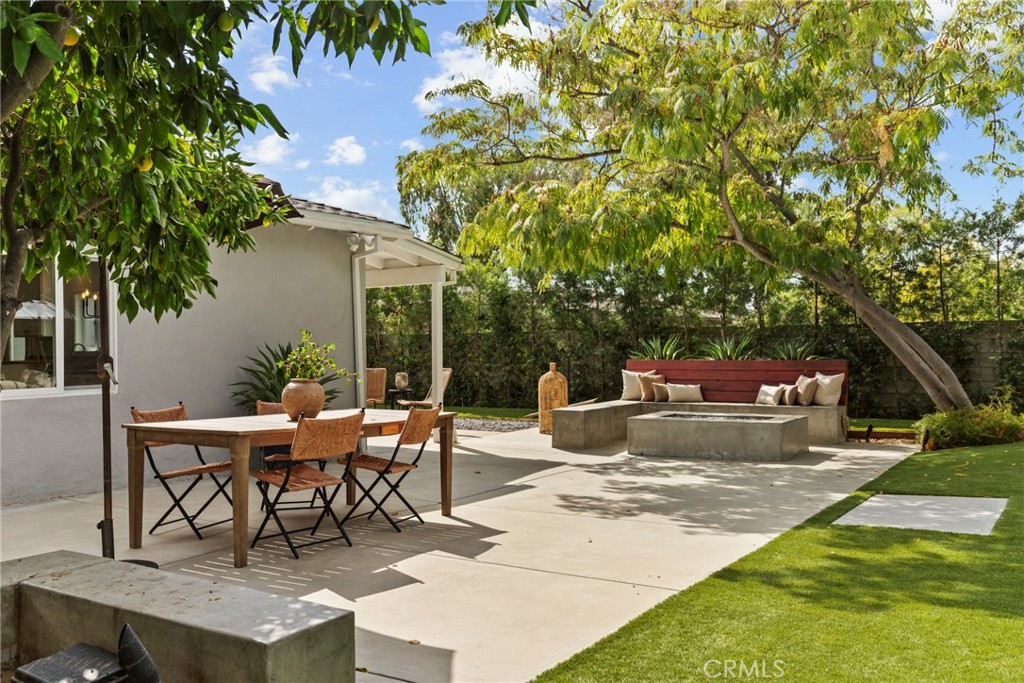 4410 Canoga Drive