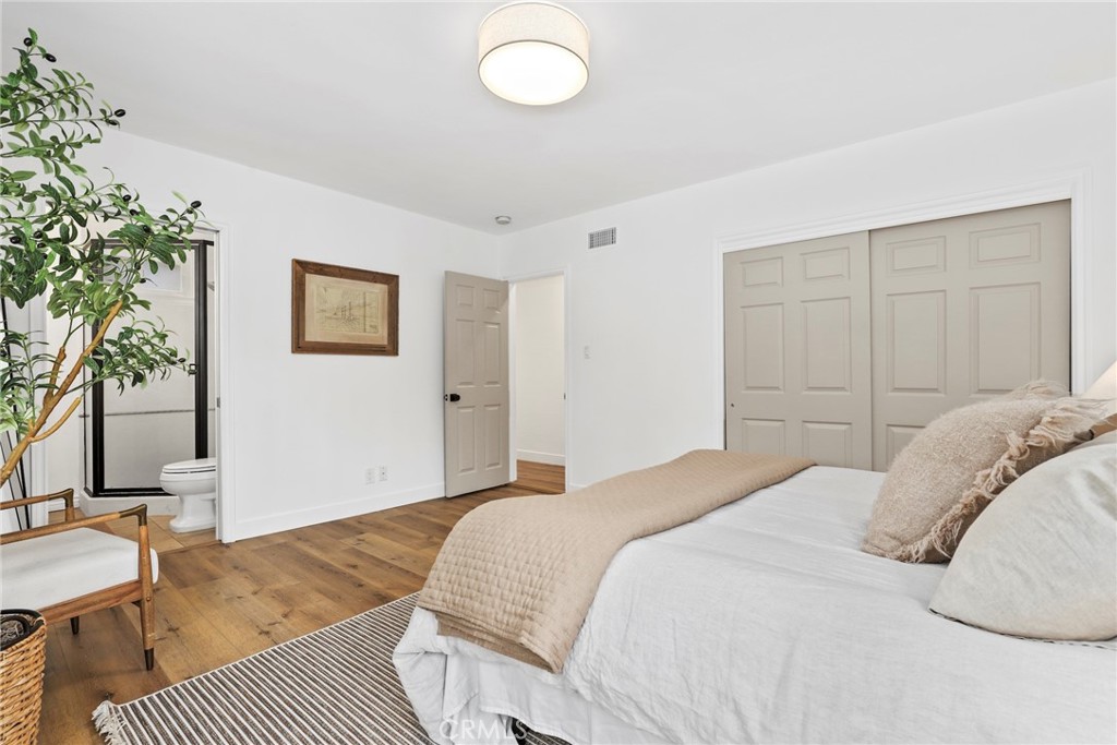 4410 Canoga Drive
