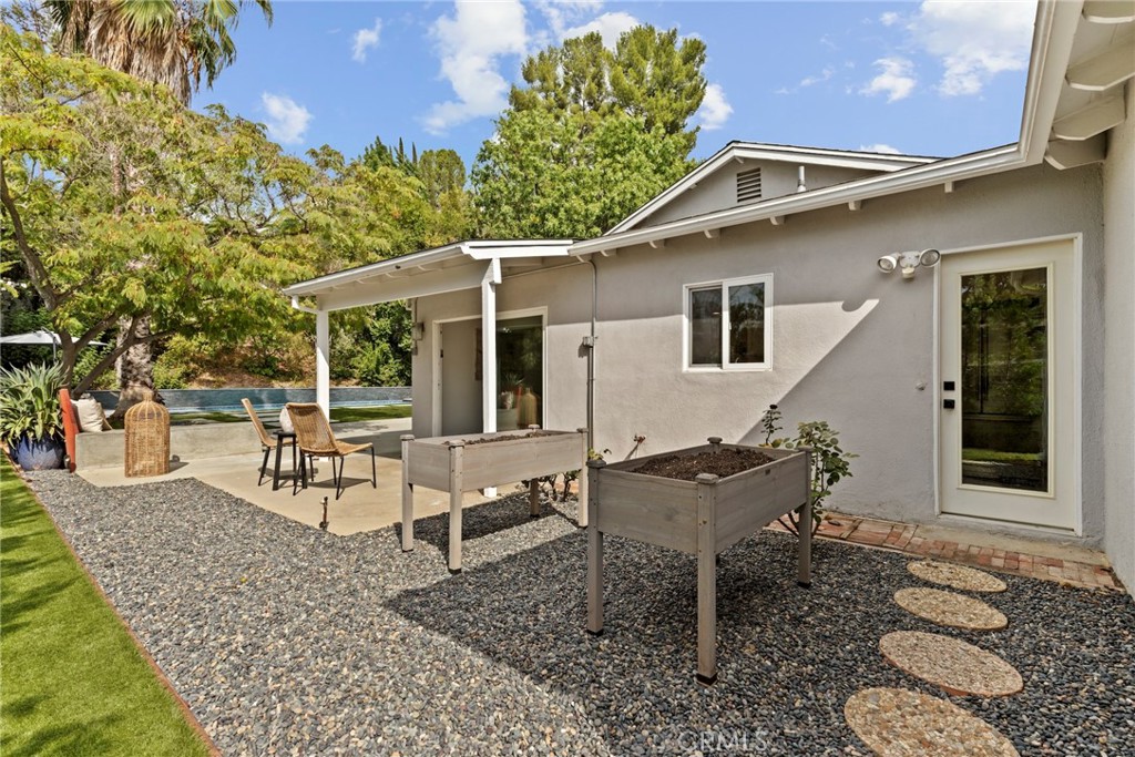 4410 Canoga Drive