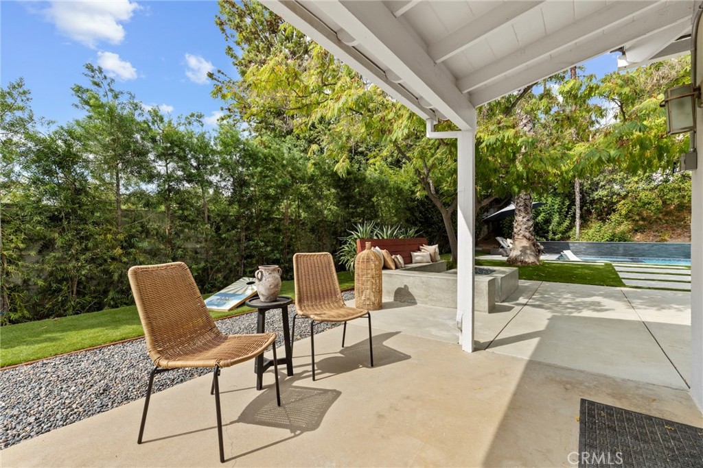 4410 Canoga Drive