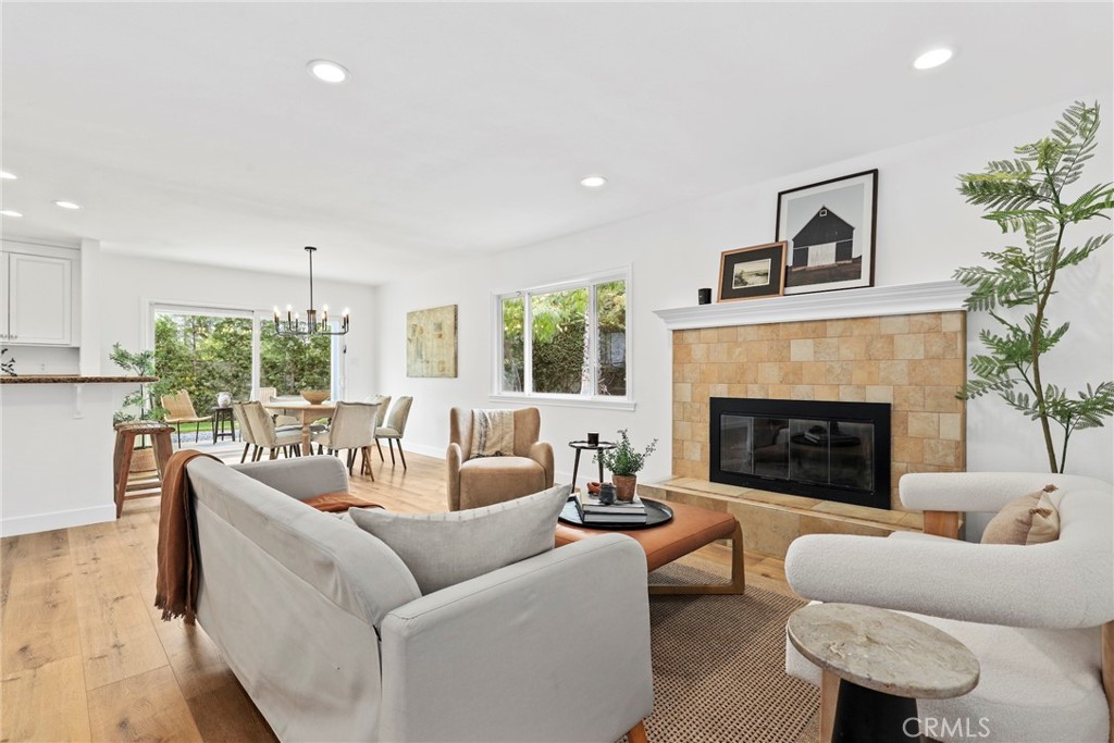 4410 Canoga Drive
