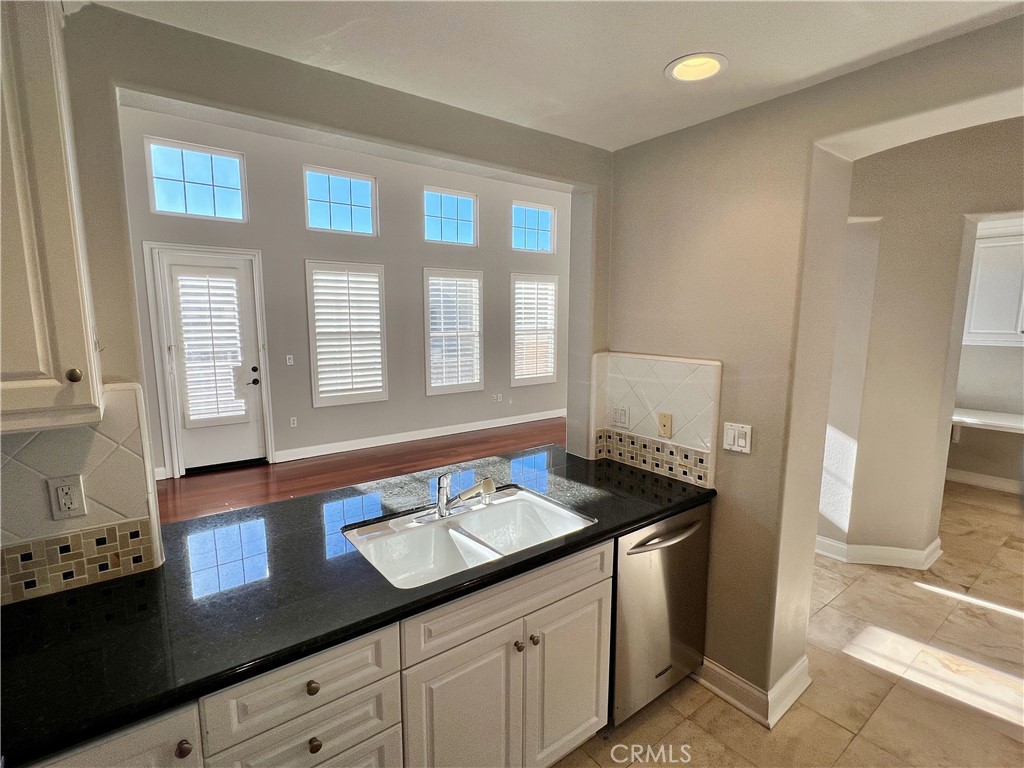 12975 Agustin Place 427