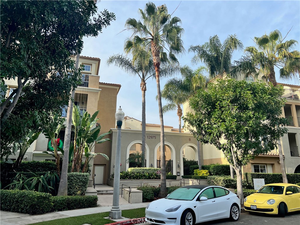 12975 Agustin Place 427