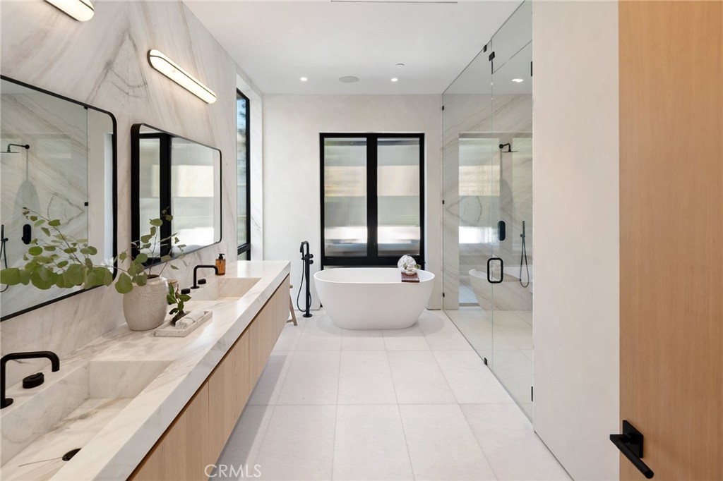 528 Marguerita Avenue