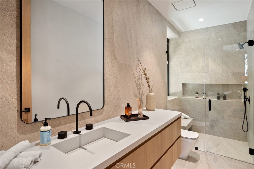 528 Marguerita Avenue