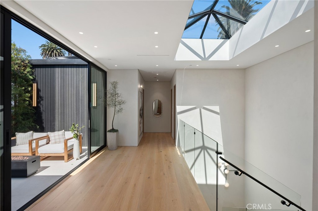 528 Marguerita Avenue