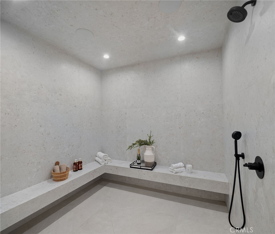 528 Marguerita Avenue