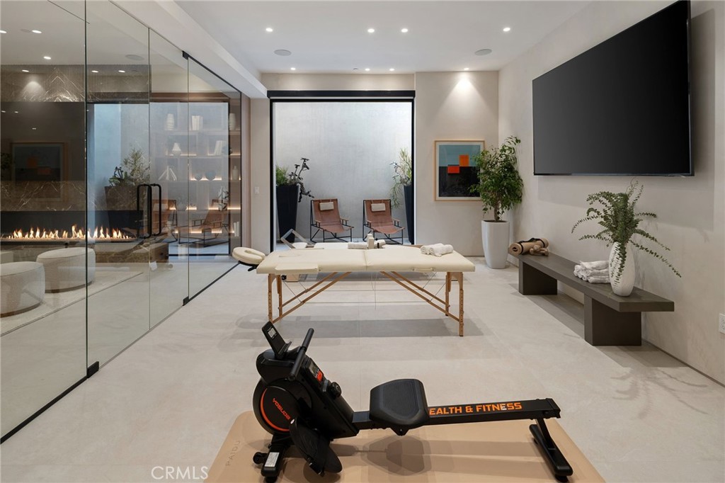 528 Marguerita Avenue