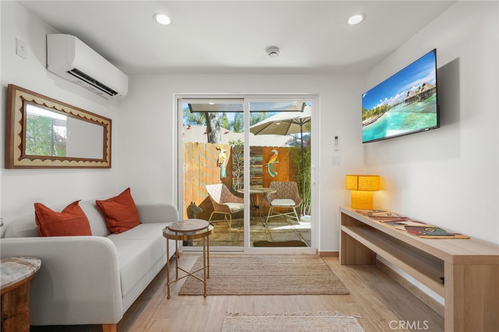 2258 1/2 Helios Drive