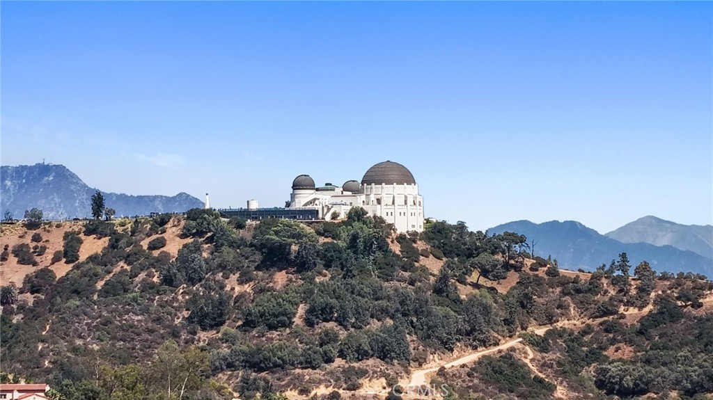 2258 1/2 Helios Drive