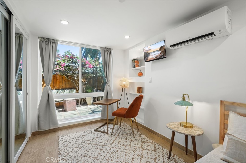 2258 1/2 Helios Drive