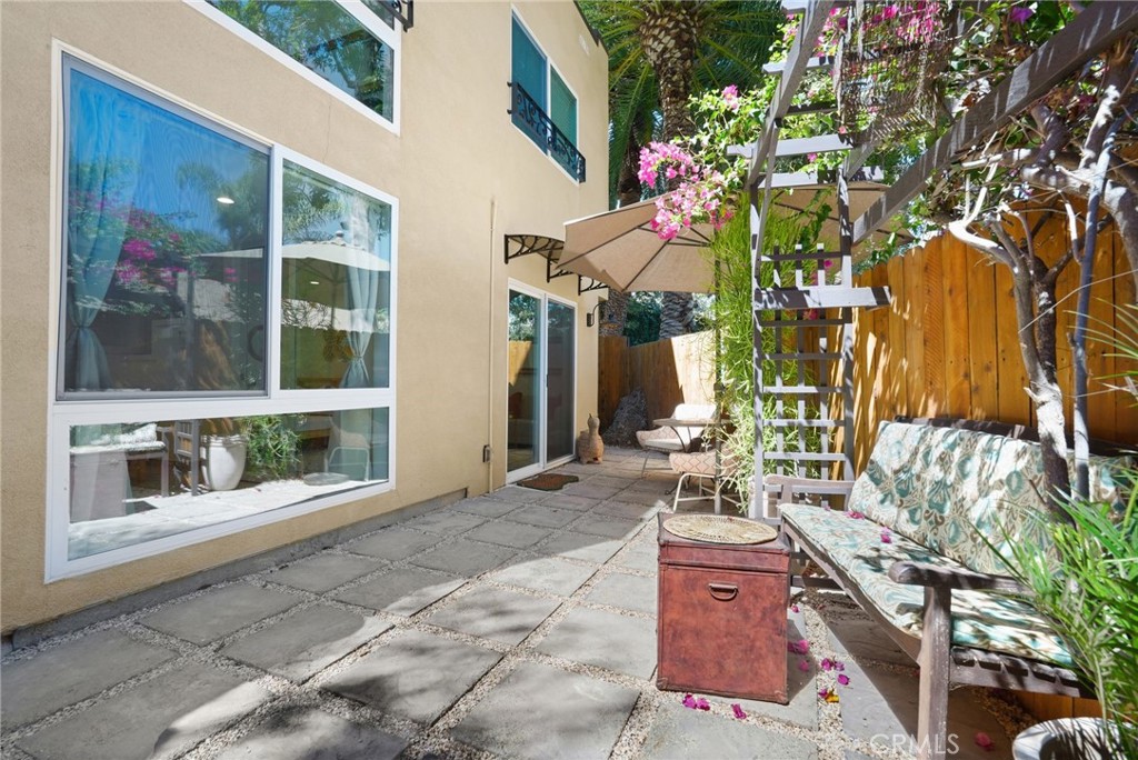 2258 1/2 Helios Drive