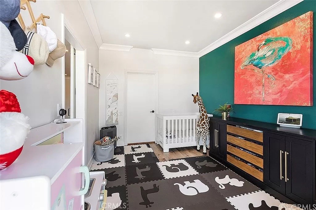 4454 Ventura Canyon Avenue 305