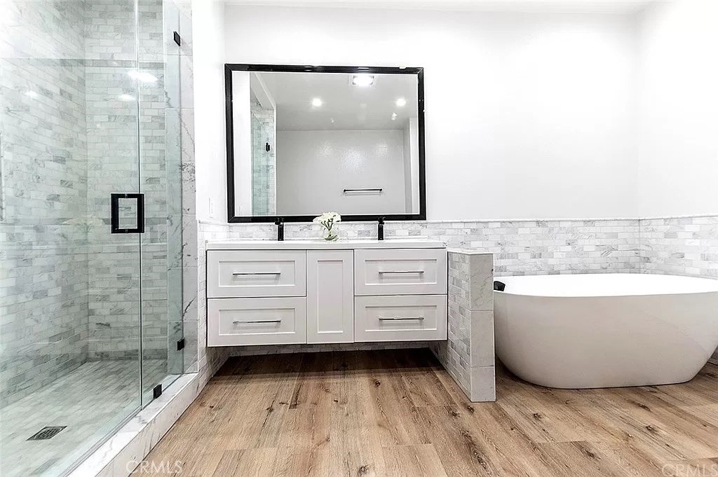 4454 Ventura Canyon Avenue 305