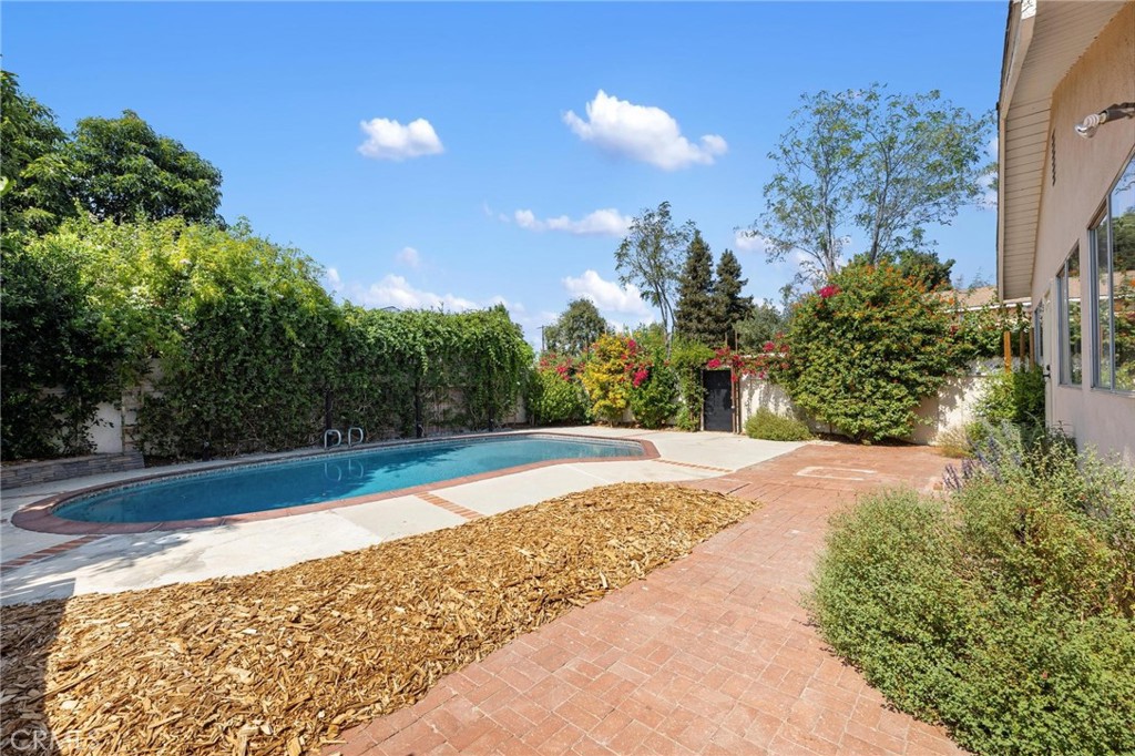 7459 Vanalden Avenue