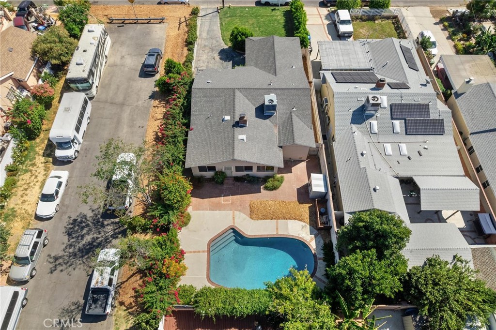 7459 Vanalden Avenue