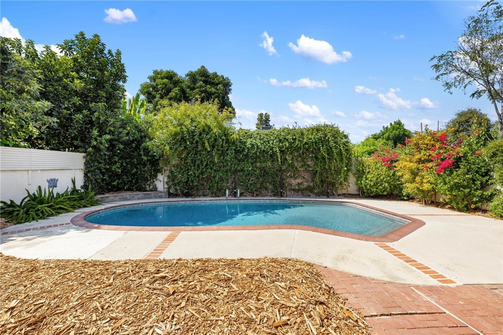 7459 Vanalden Avenue