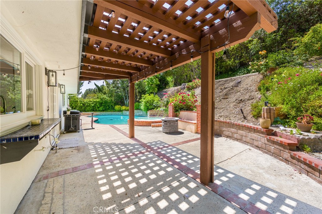 23708 Sandalwood Street