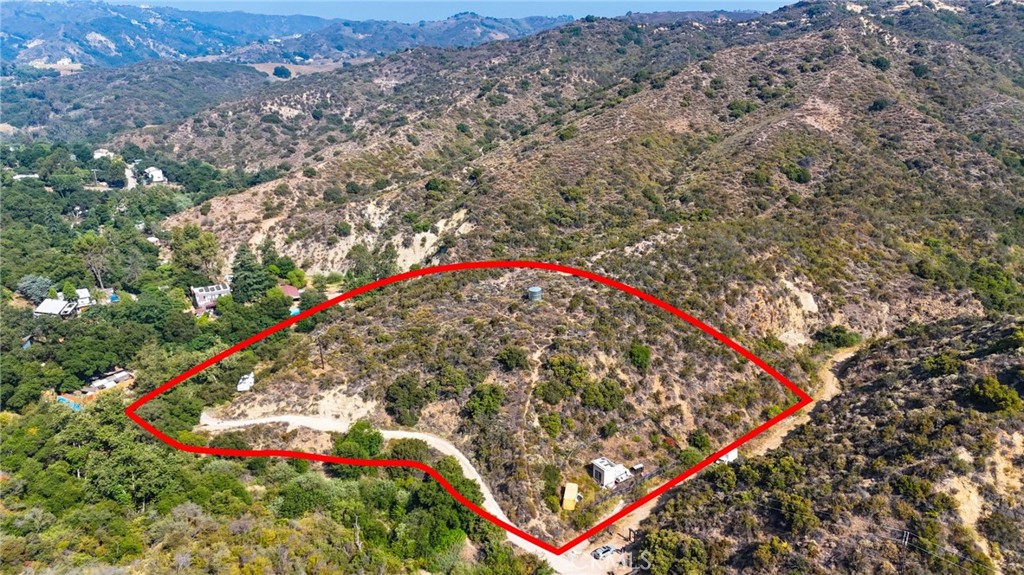 20219 Paradise Lane