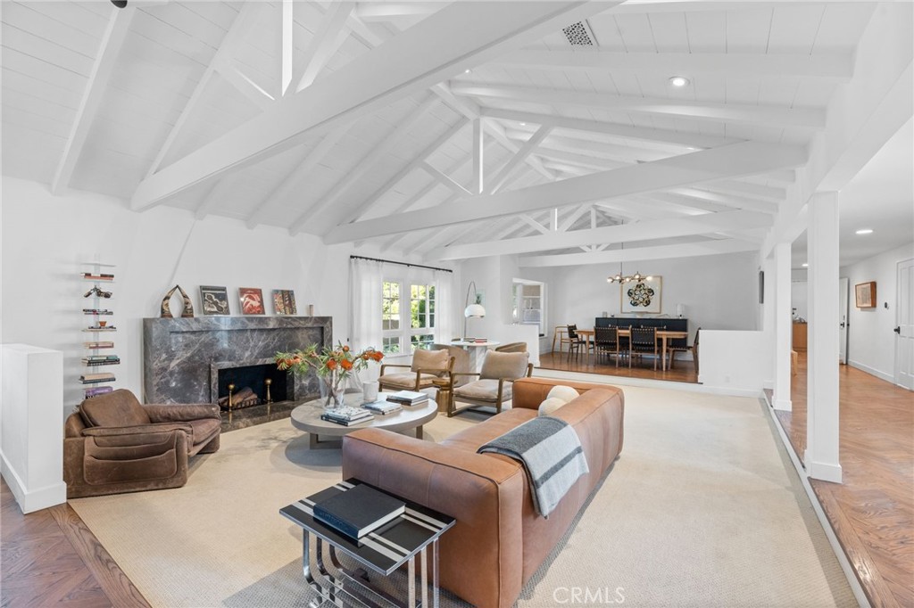 16206 Morrison Street