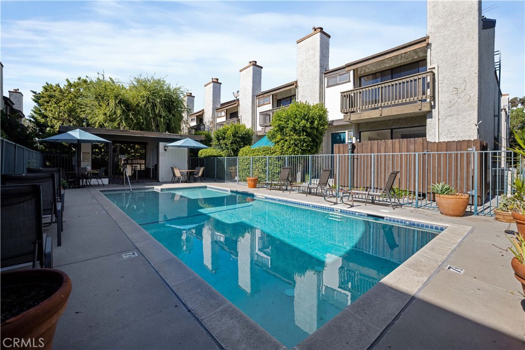 4222 Troost Avenue 21