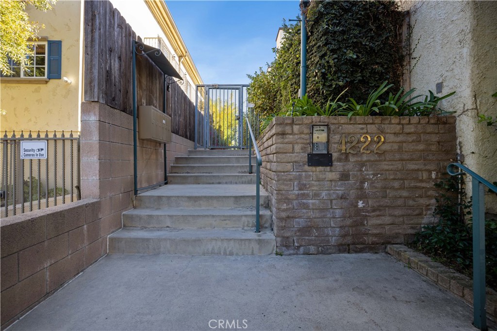 4222 Troost Avenue 21