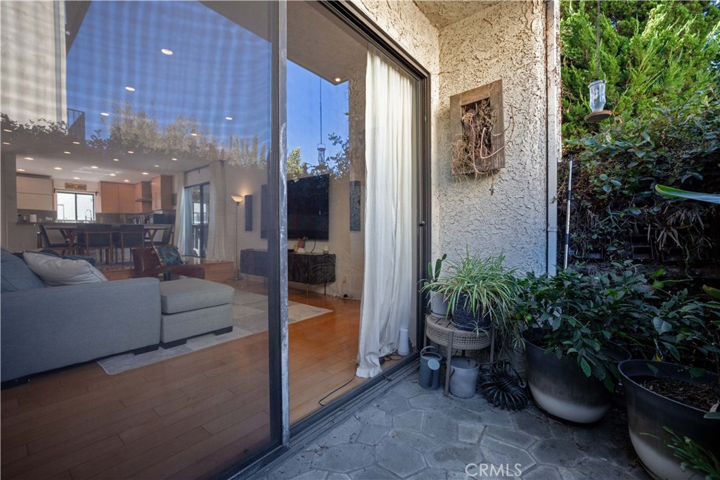 4222 Troost Avenue 21