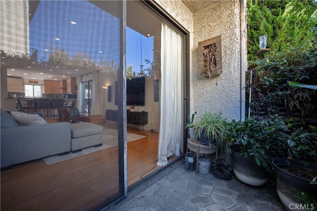 4222 Troost Avenue 21