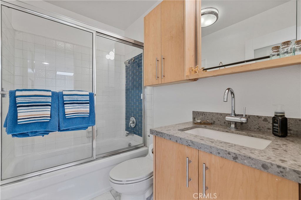 4222 Troost Avenue 21