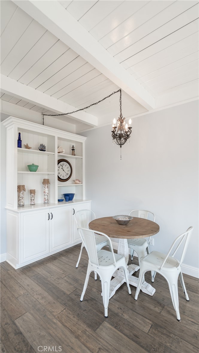 5510 Driftwood Street 4