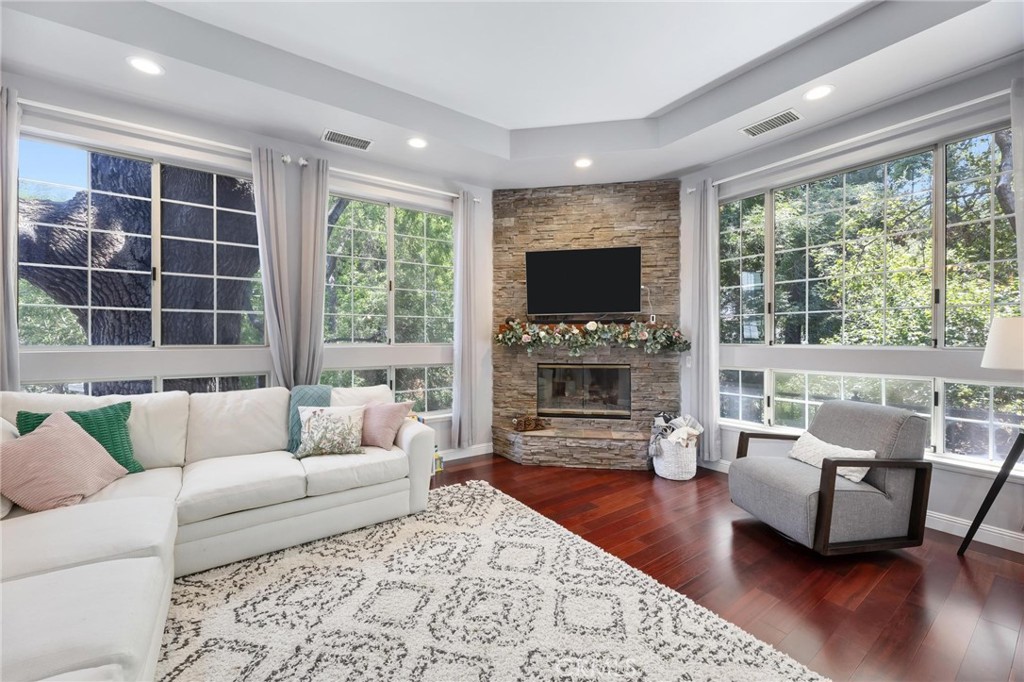 23163 Mulholland Drive Unit 6