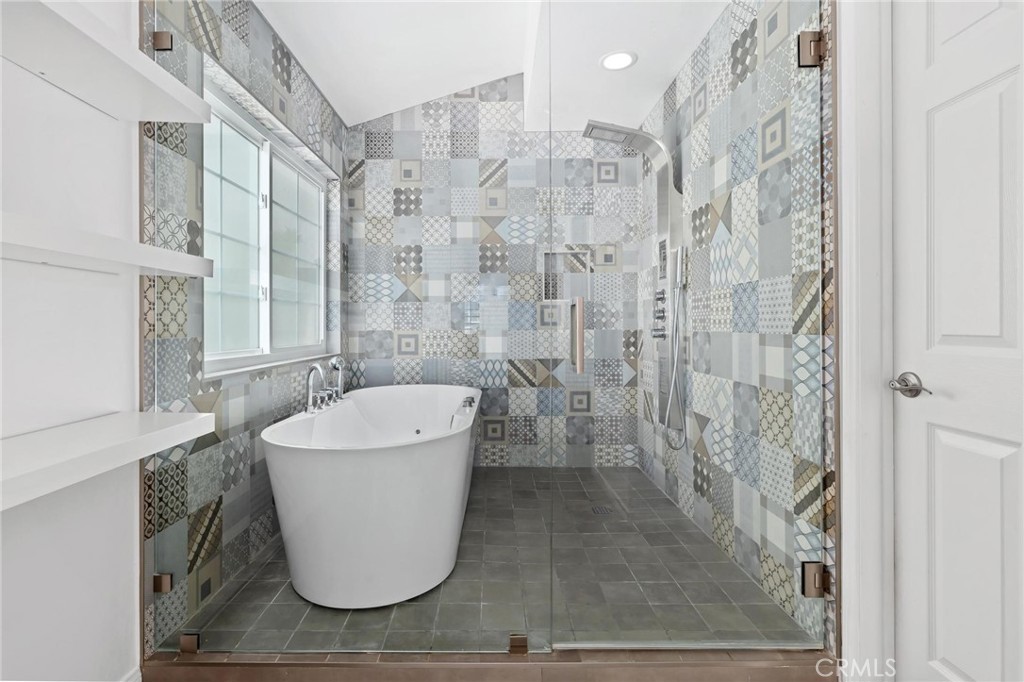 23163 Mulholland Drive Unit 6