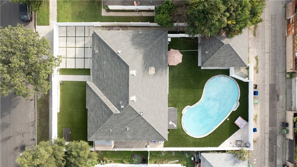 19138 Hartland Street