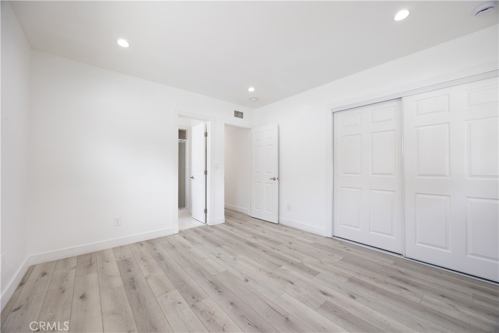 19138 Hartland Street