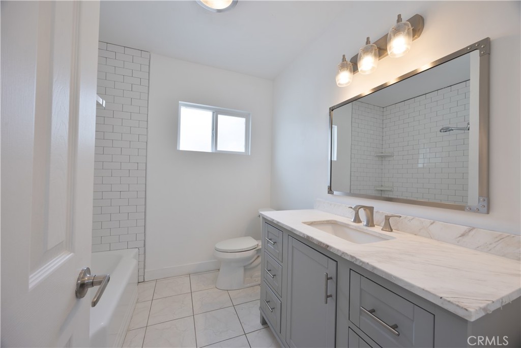 19138 Hartland Street