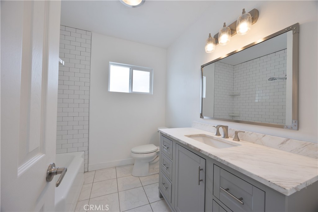 19138 Hartland Street